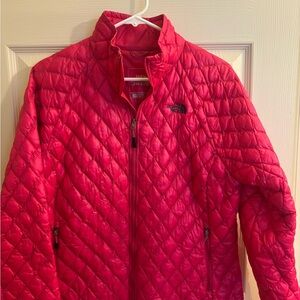The North Face Women's Vibrant Red Puffer Jacket